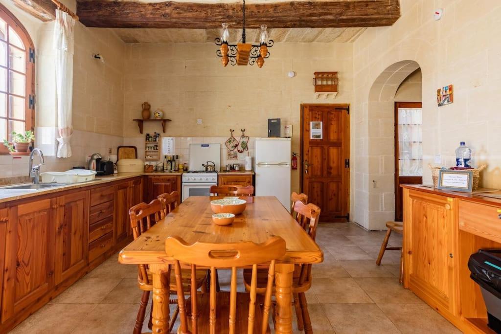 Gozo Rustic Farmhouse With Stunning Views And Swimming Pool Vila Sannat Exterior foto